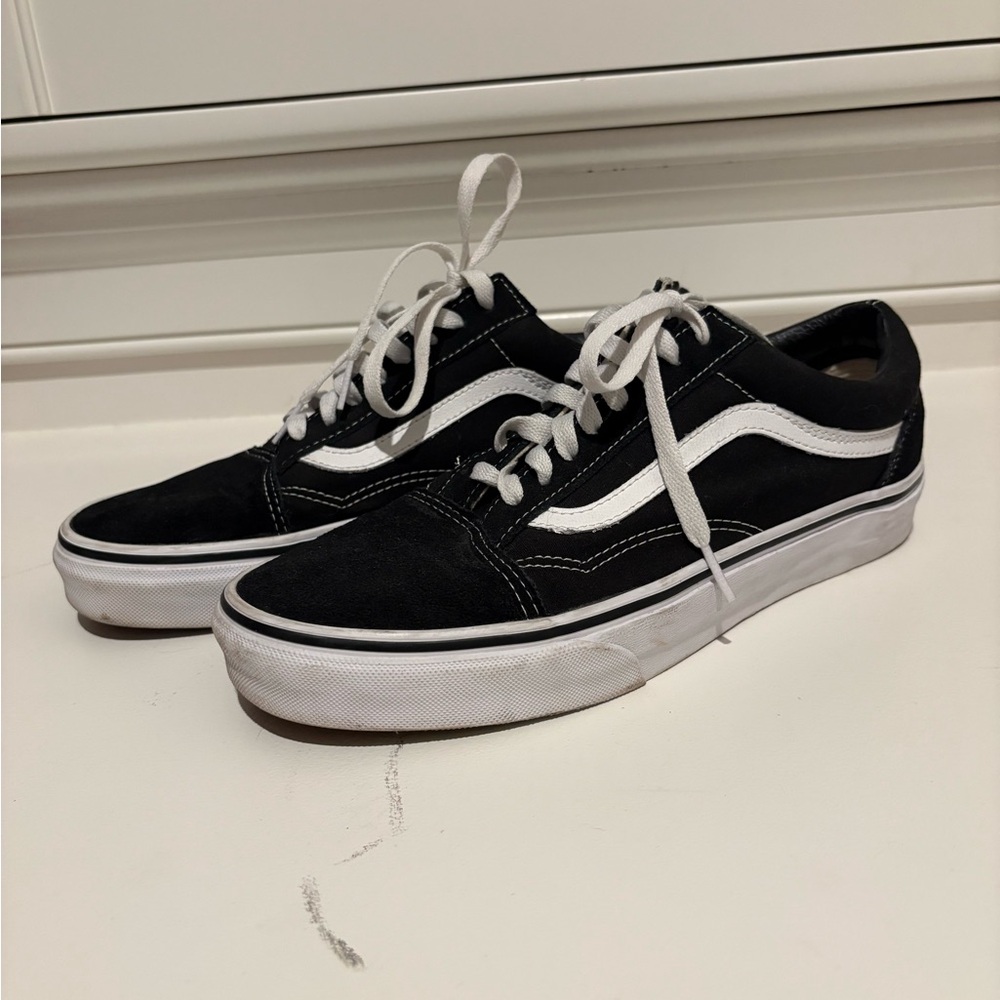 Vans Old Skool Black Suede White Stripe Sneakers Men’s 9 Women’s 10.5 EUC